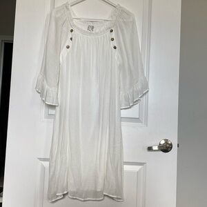 Women’s L White linen dress